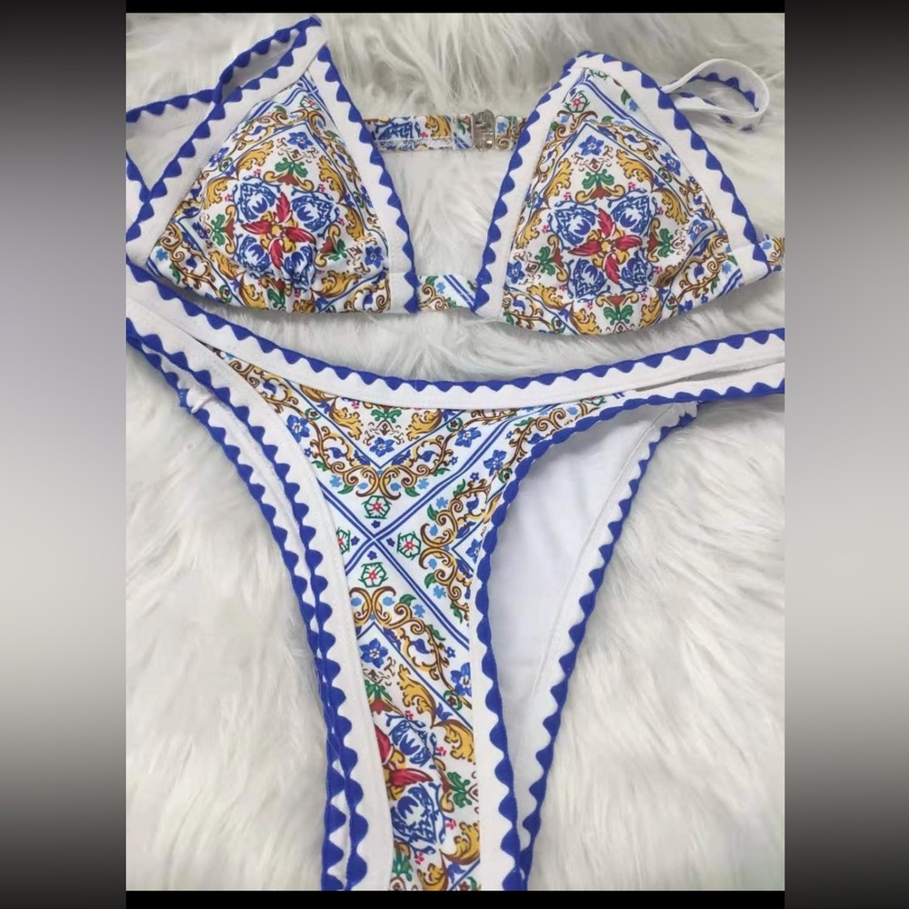 Brand new bikini set